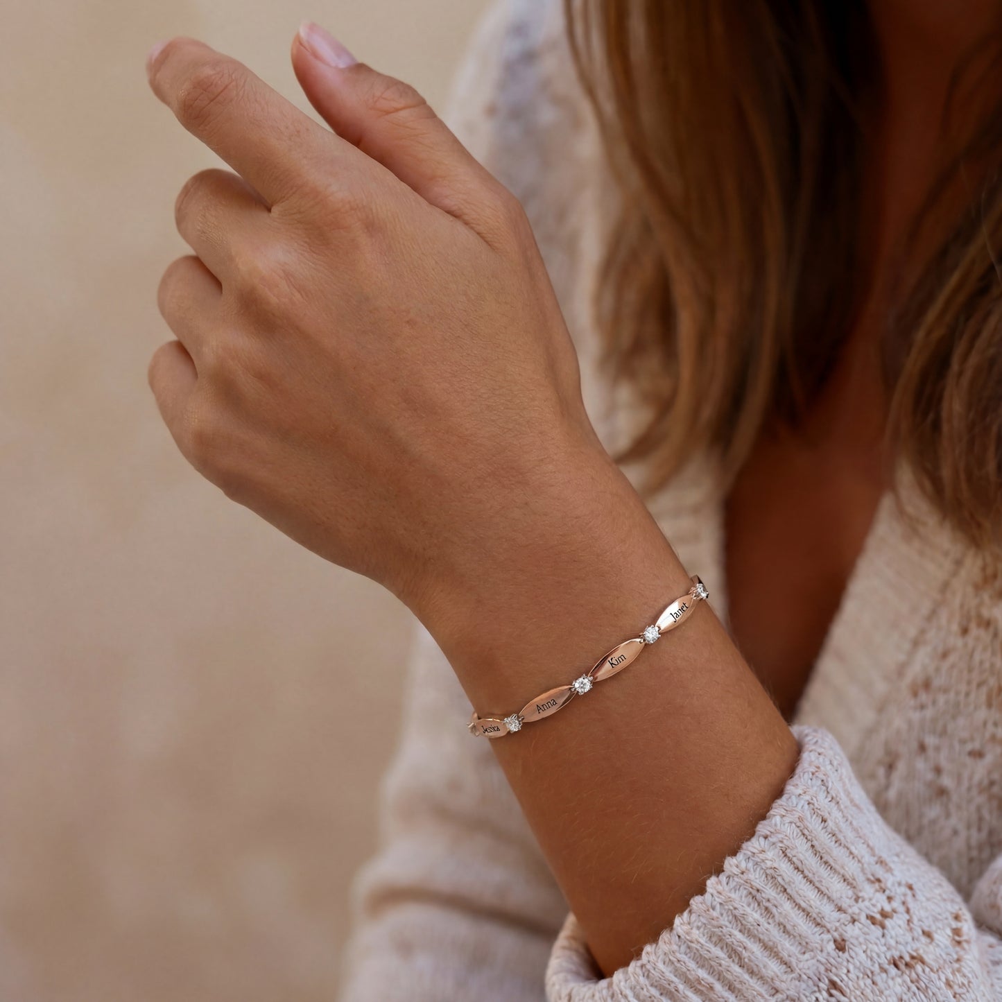 Personligt armband med gravyr